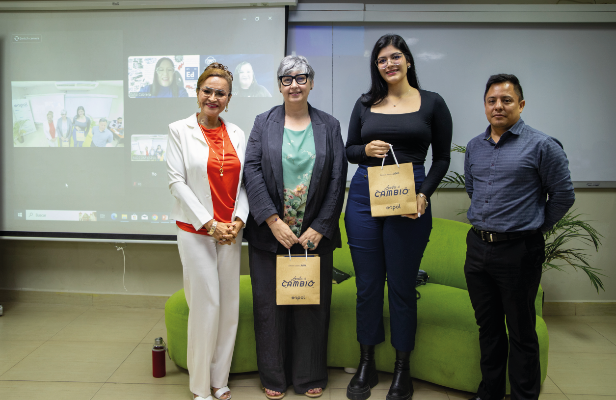 Espol Divulga FADCOM