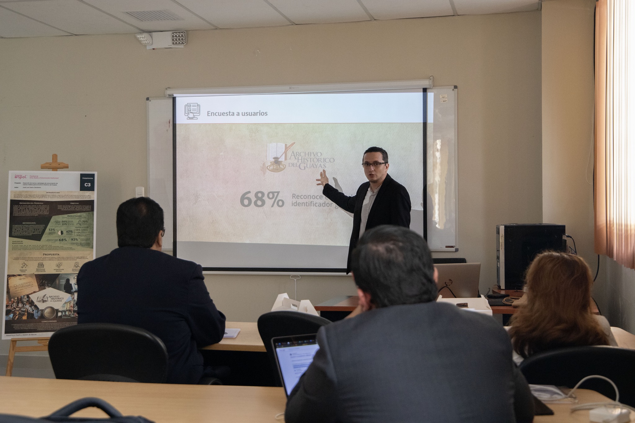 Postgrados FADCOM Movilidad