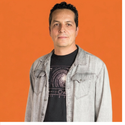 Renato-Ávila-Claro