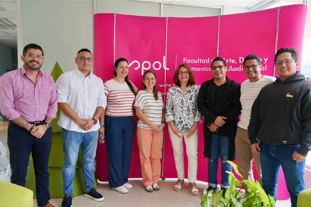 ESPOL's Master's Program in Transmedia Brand Communication Offers a Course on Multiplatform Narrative Management
