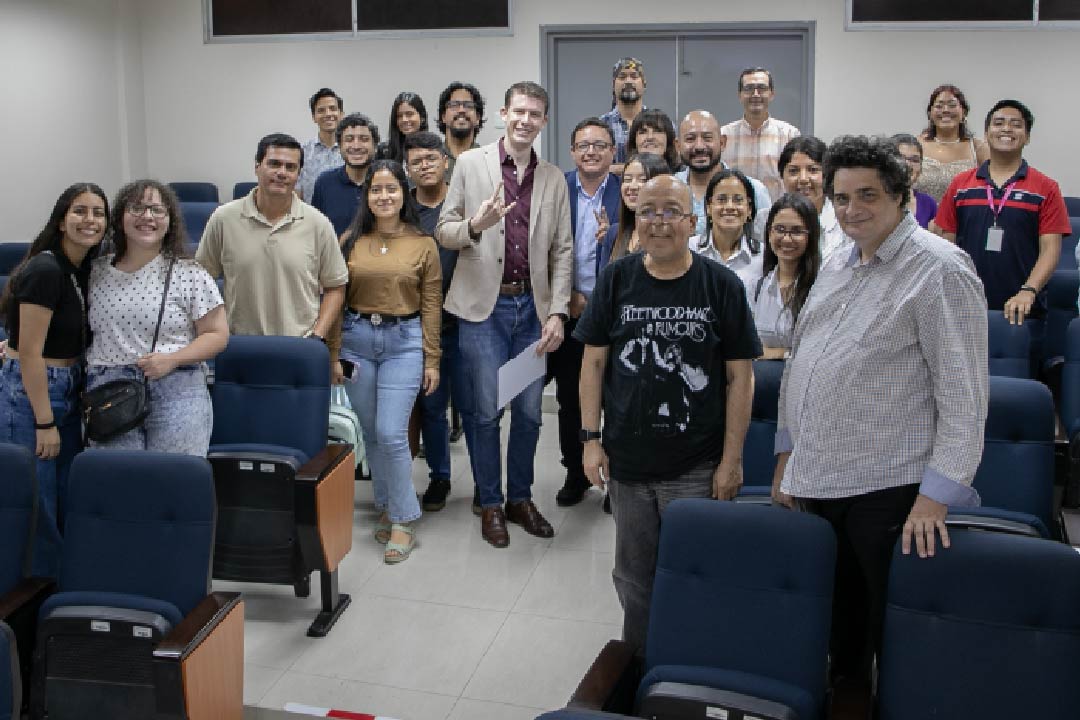 oaquín Lichtle visits FADCOM to talk to us about music in Hollywood