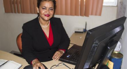 Doctora Solórzano EDCOM  ESPOL  carrera investigación científica