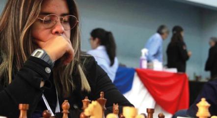 estudiante de fadcom obtiene medalla panamericano de ajedrez