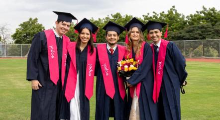 graduación colectiva fadcom